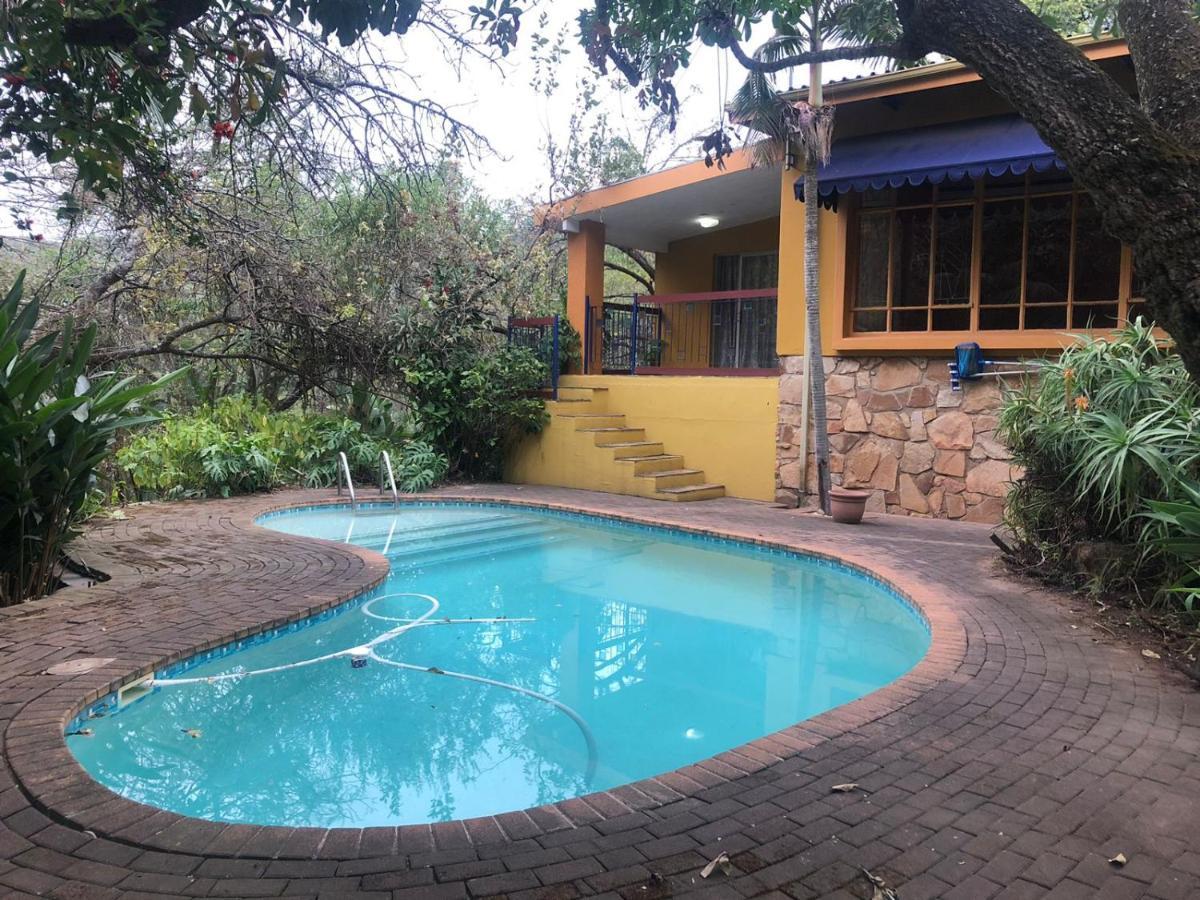 Nelspruit Mhlangeni Guest House Mbombela Exterior photo